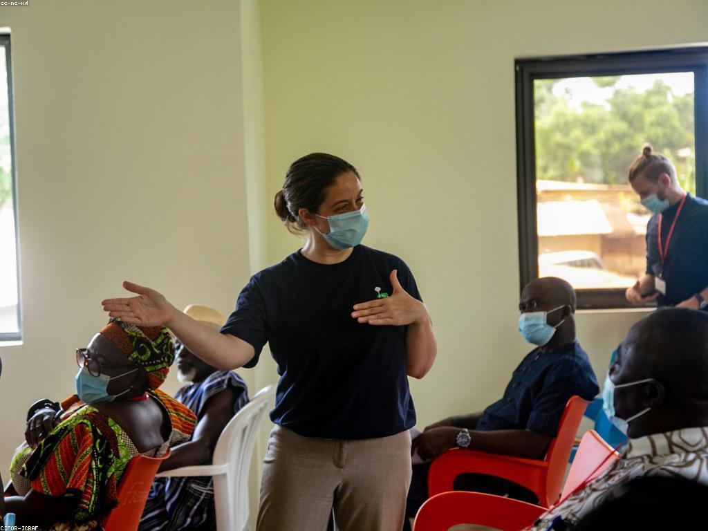 សារៈសំខាន់នៃការចូលរួមនៅក្នុងការពិភាក្សា